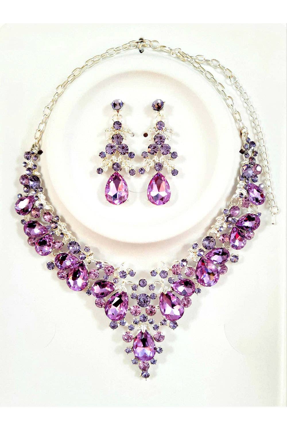 Necklace and Earrings Set. FJN374
