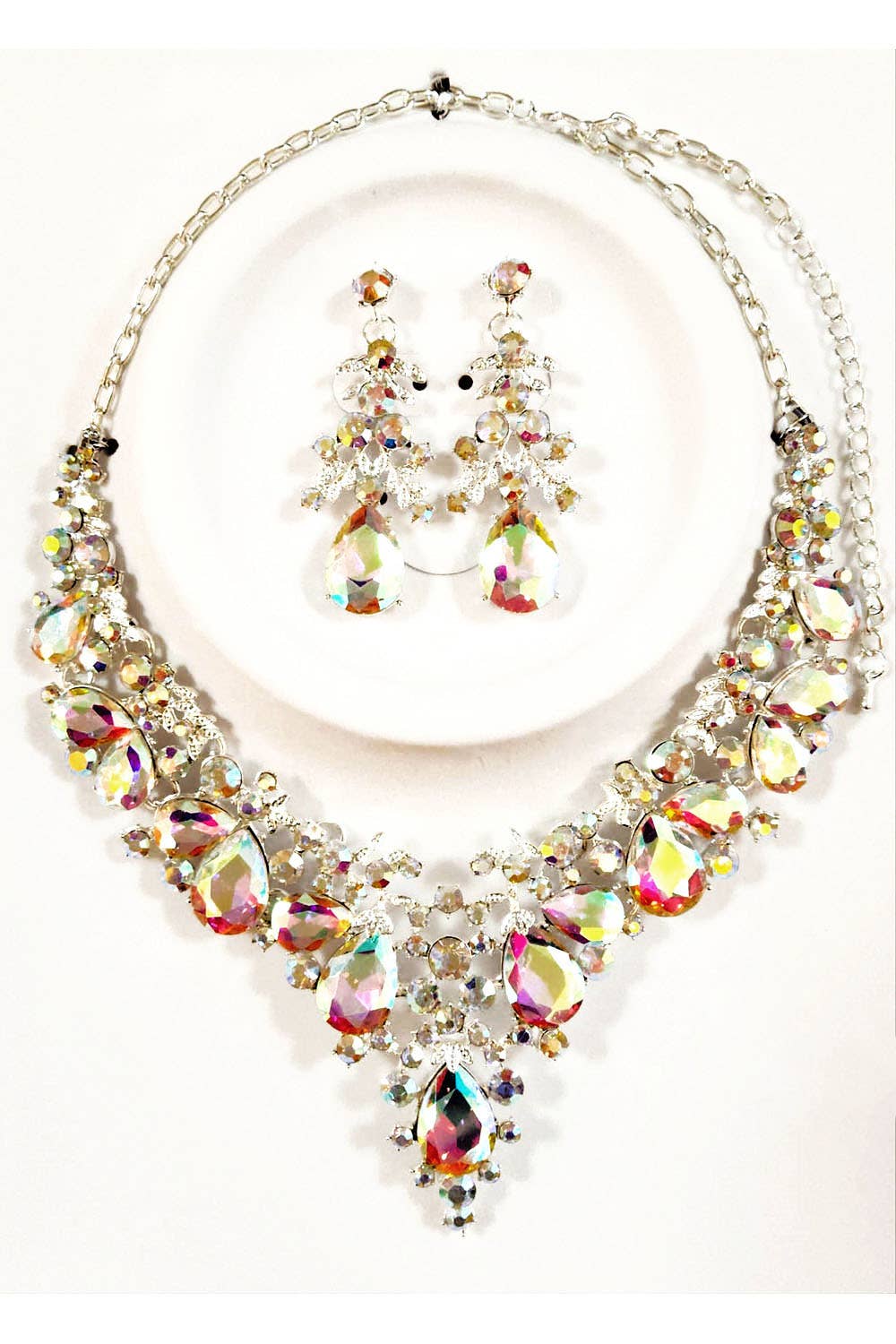 Necklace and Earrings Set. FJN374