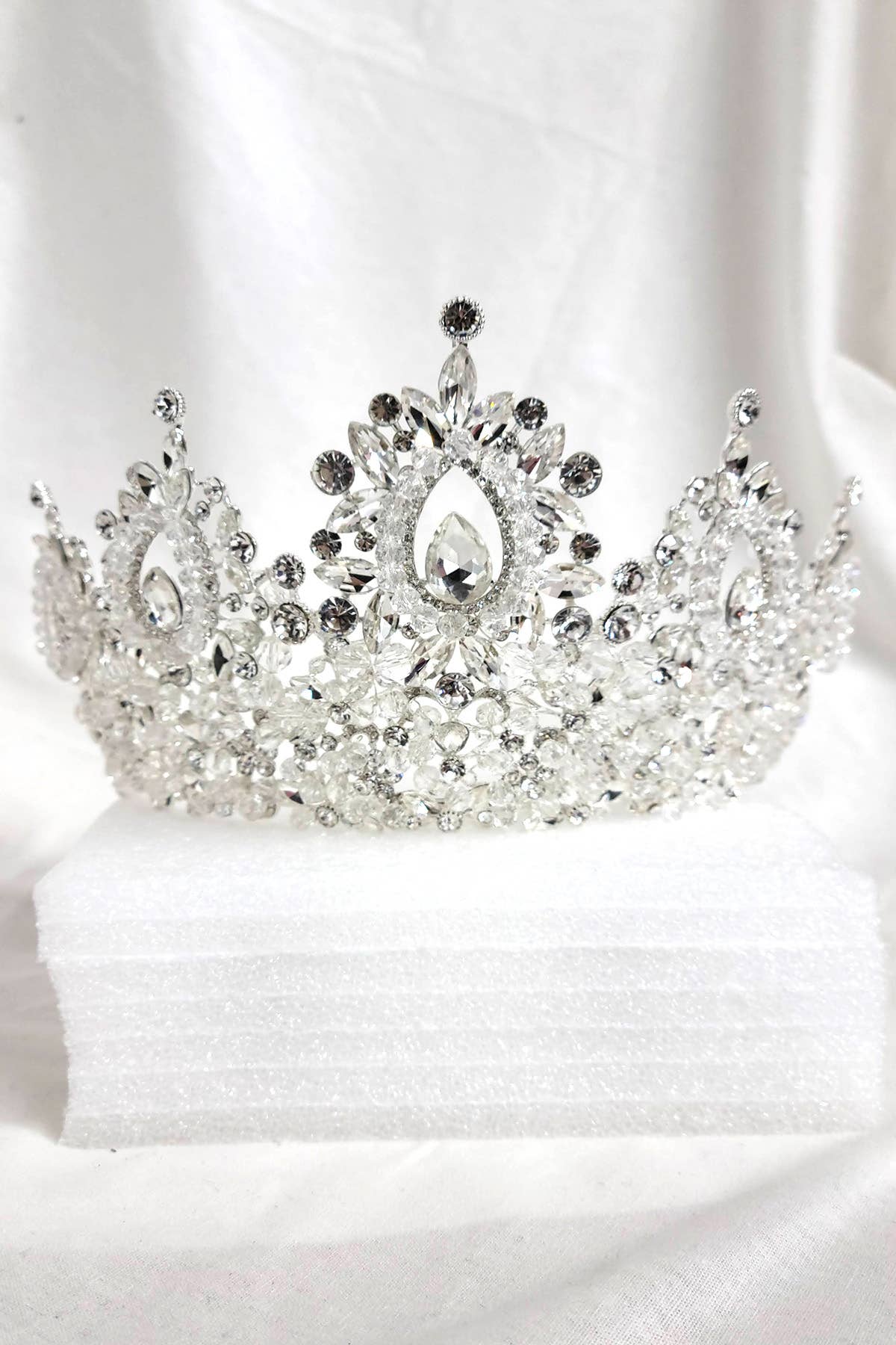 Metal tiara with jewel rhinestones HT962