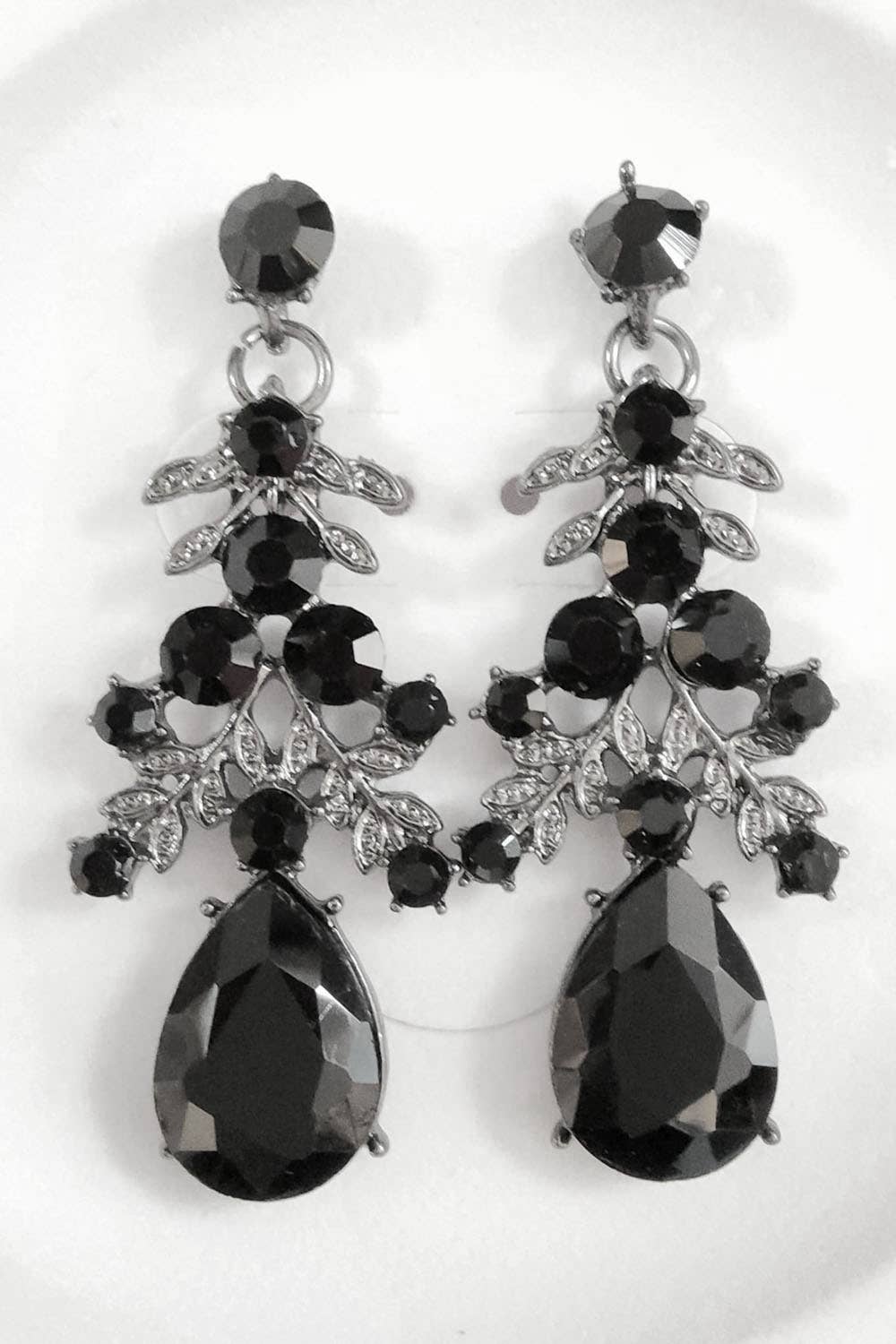 Necklace and Earrings Set. FJN374