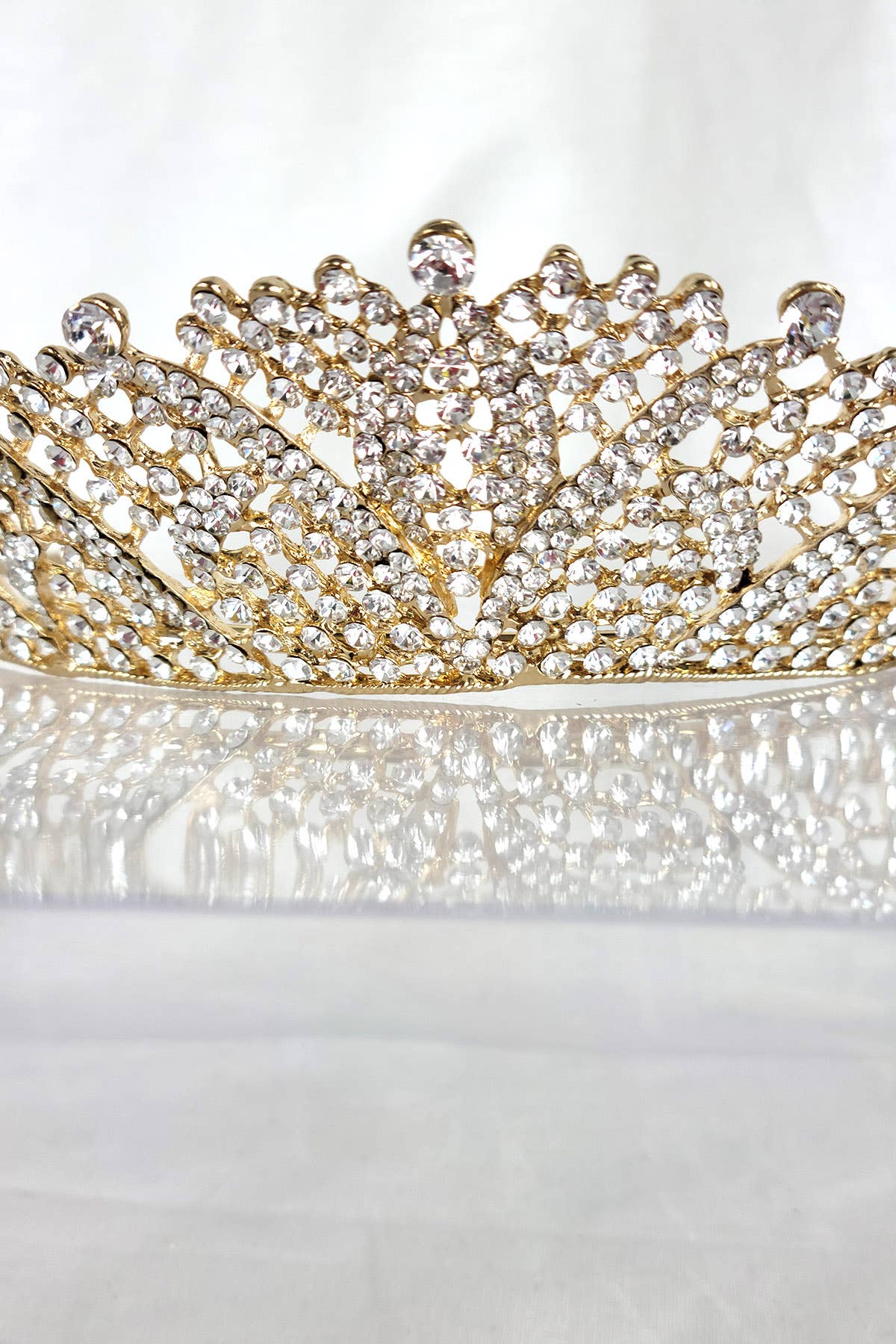 One Size Fits All Metal Tiara With Jewels HT883-
