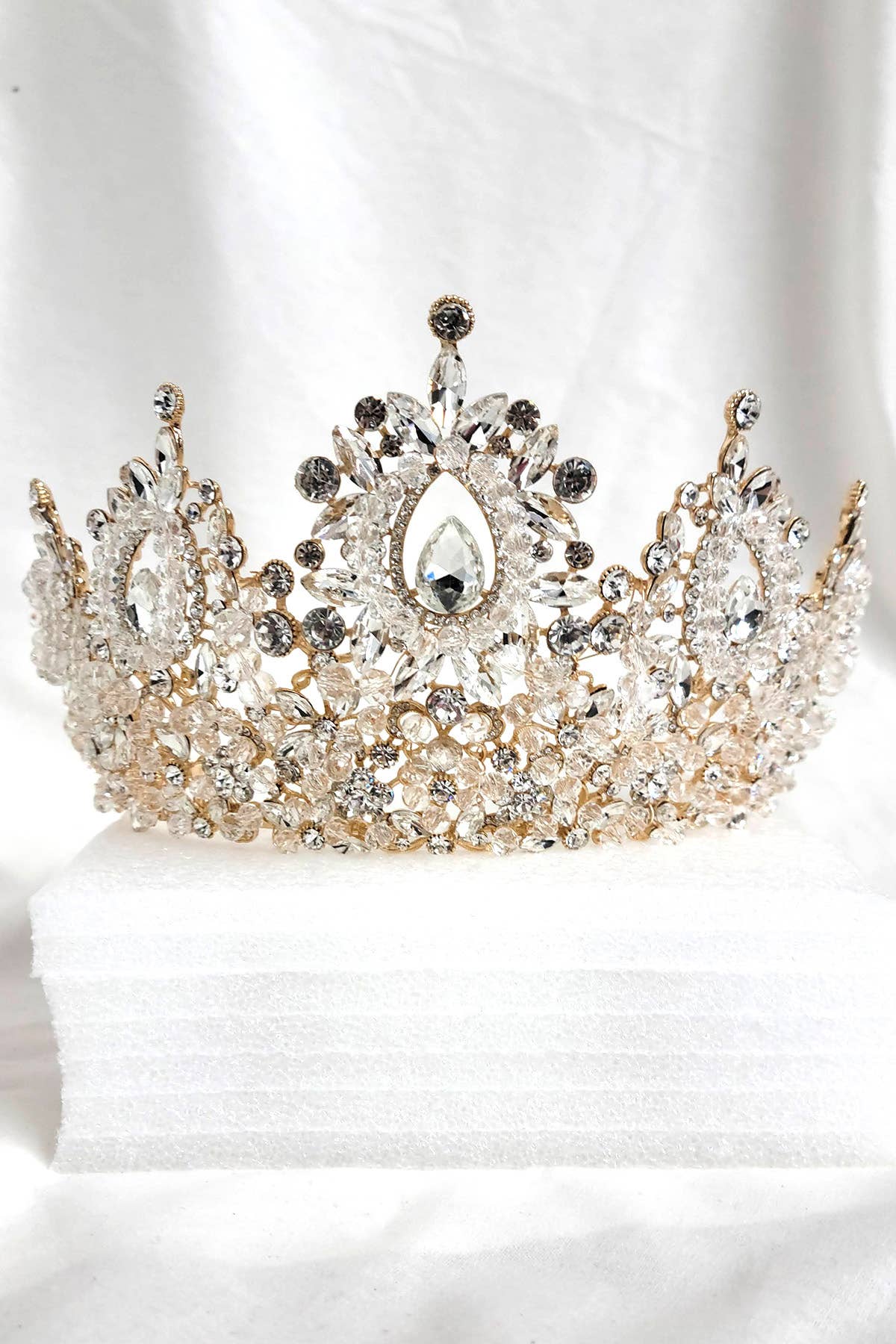 Metal tiara with jewel rhinestones HT962