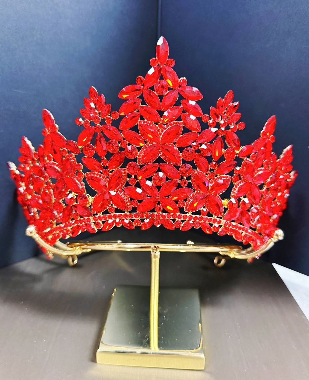 Red Crystal Crown - CR148