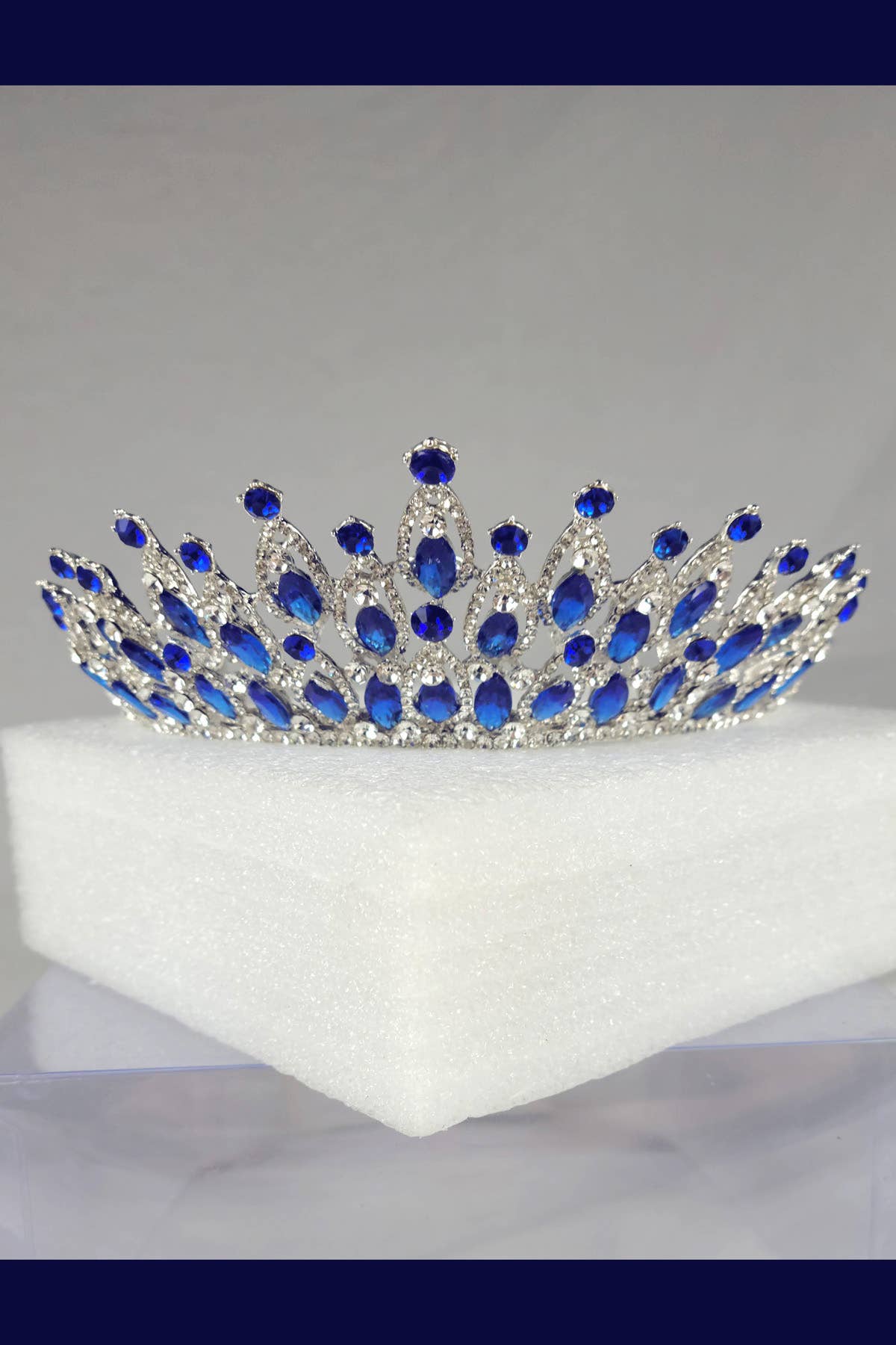 CR 158 HT974 Tiara with navy blue jewel rhinestones