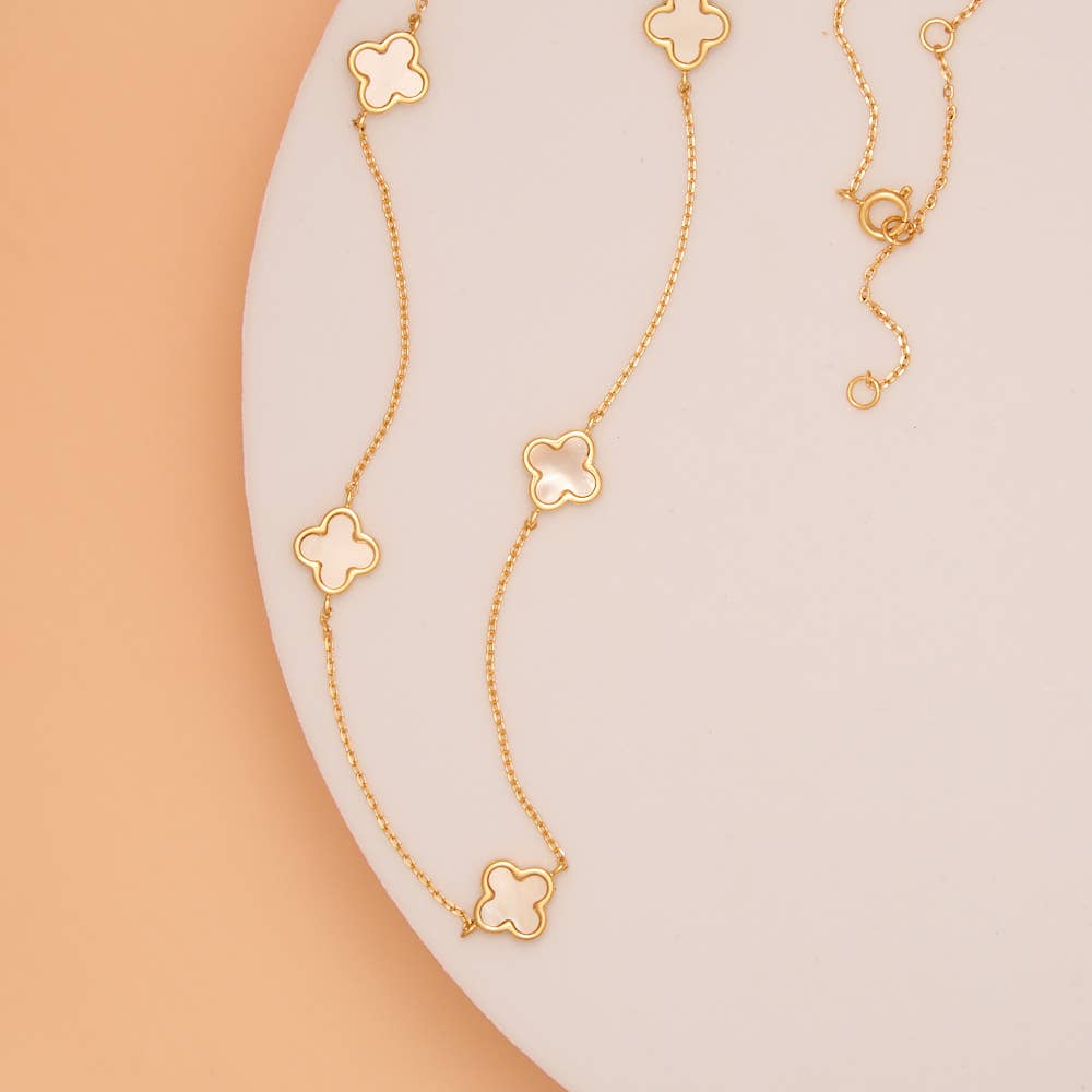 Epoxy Quatrefoil Clover Station Necklace