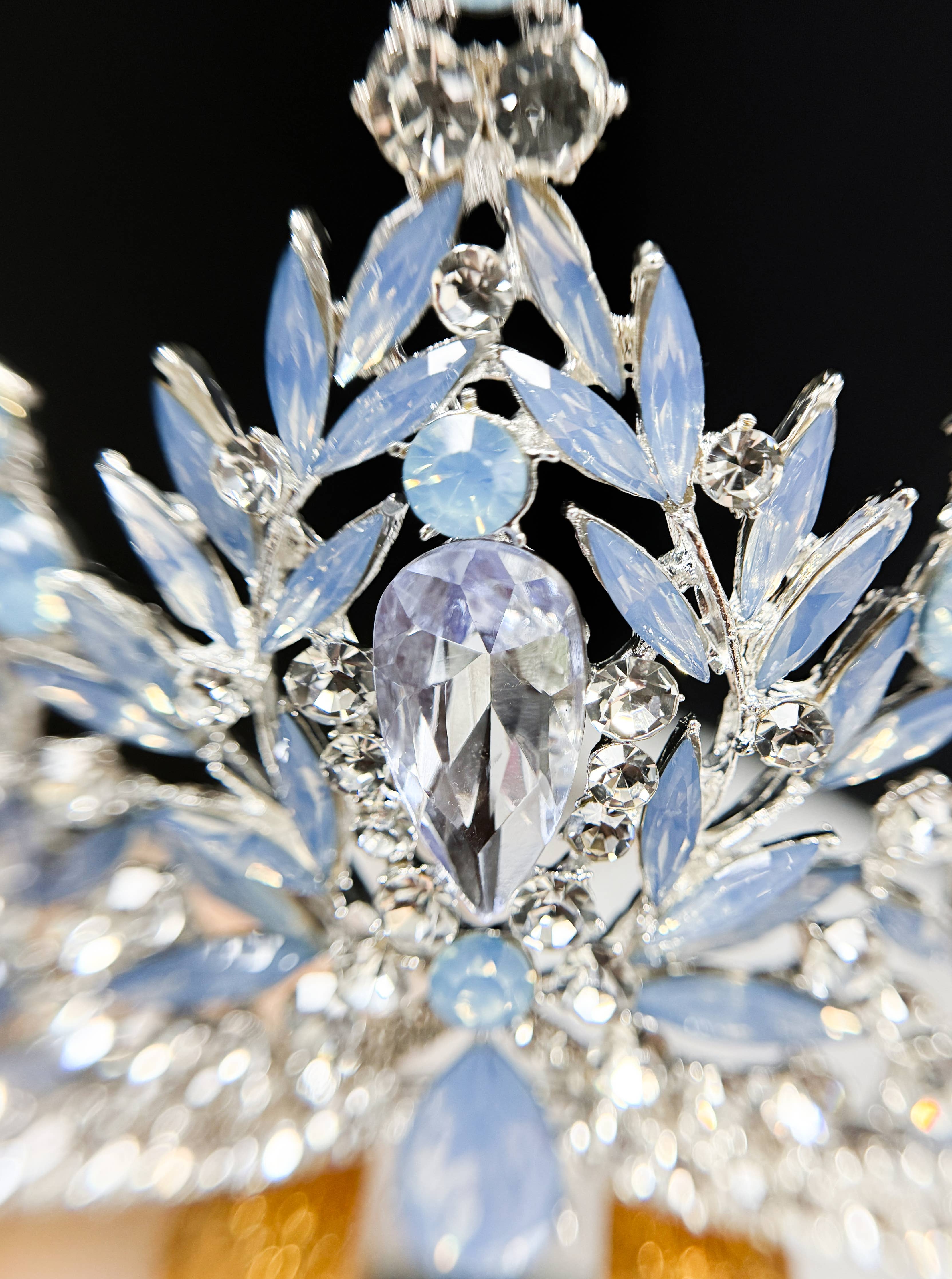 Sky Blue Gemstone Crown - CR155