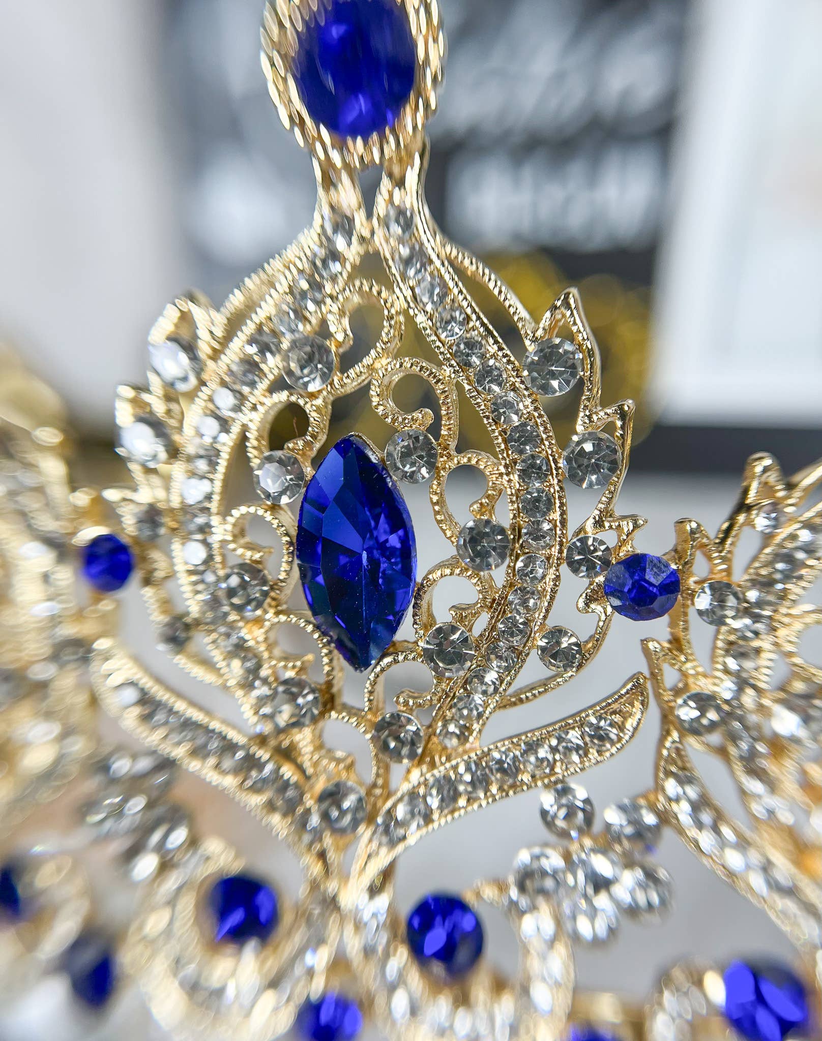 Queen of Heart Crown Tiara - CR151