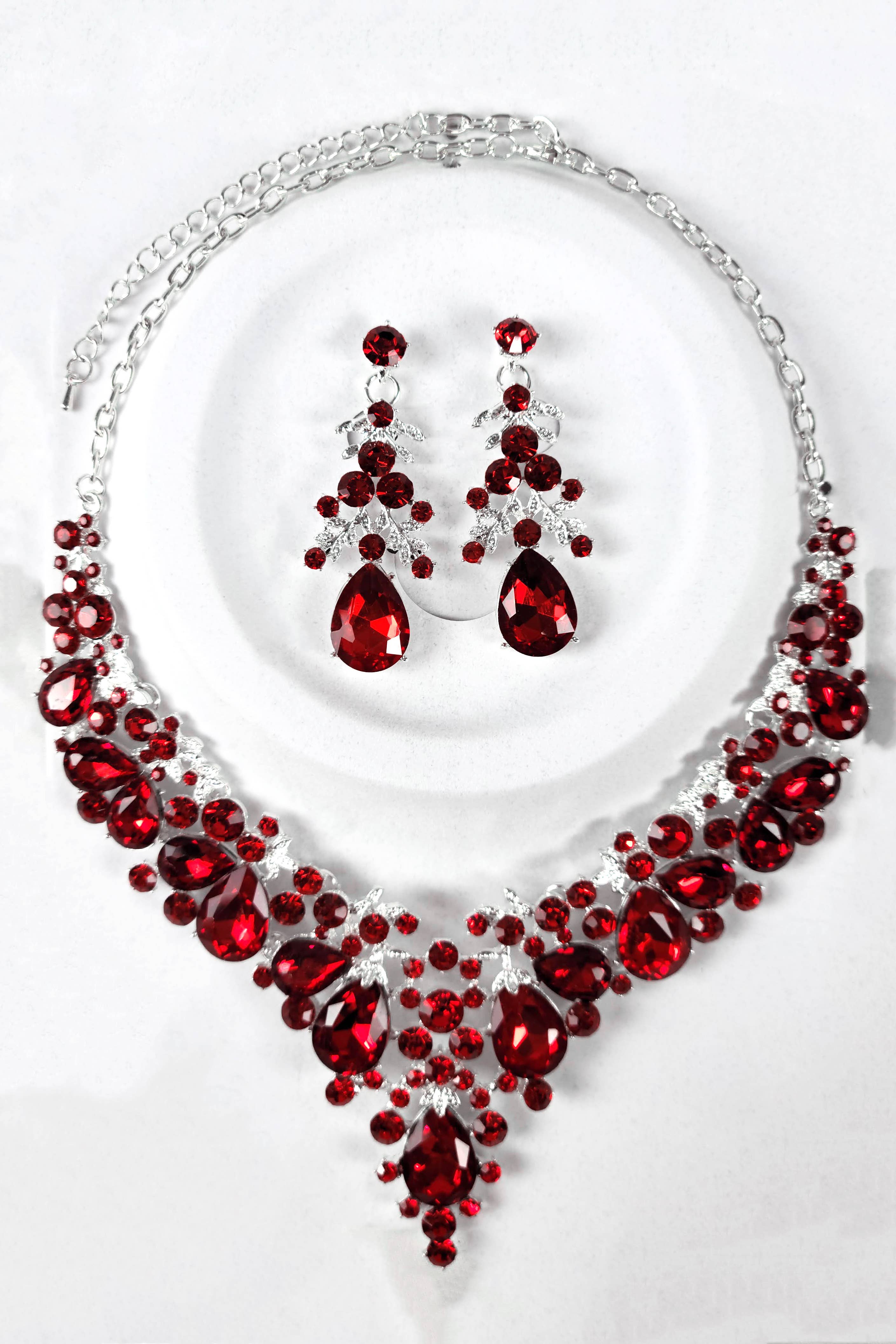 Necklace and Earrings Set. FJN374