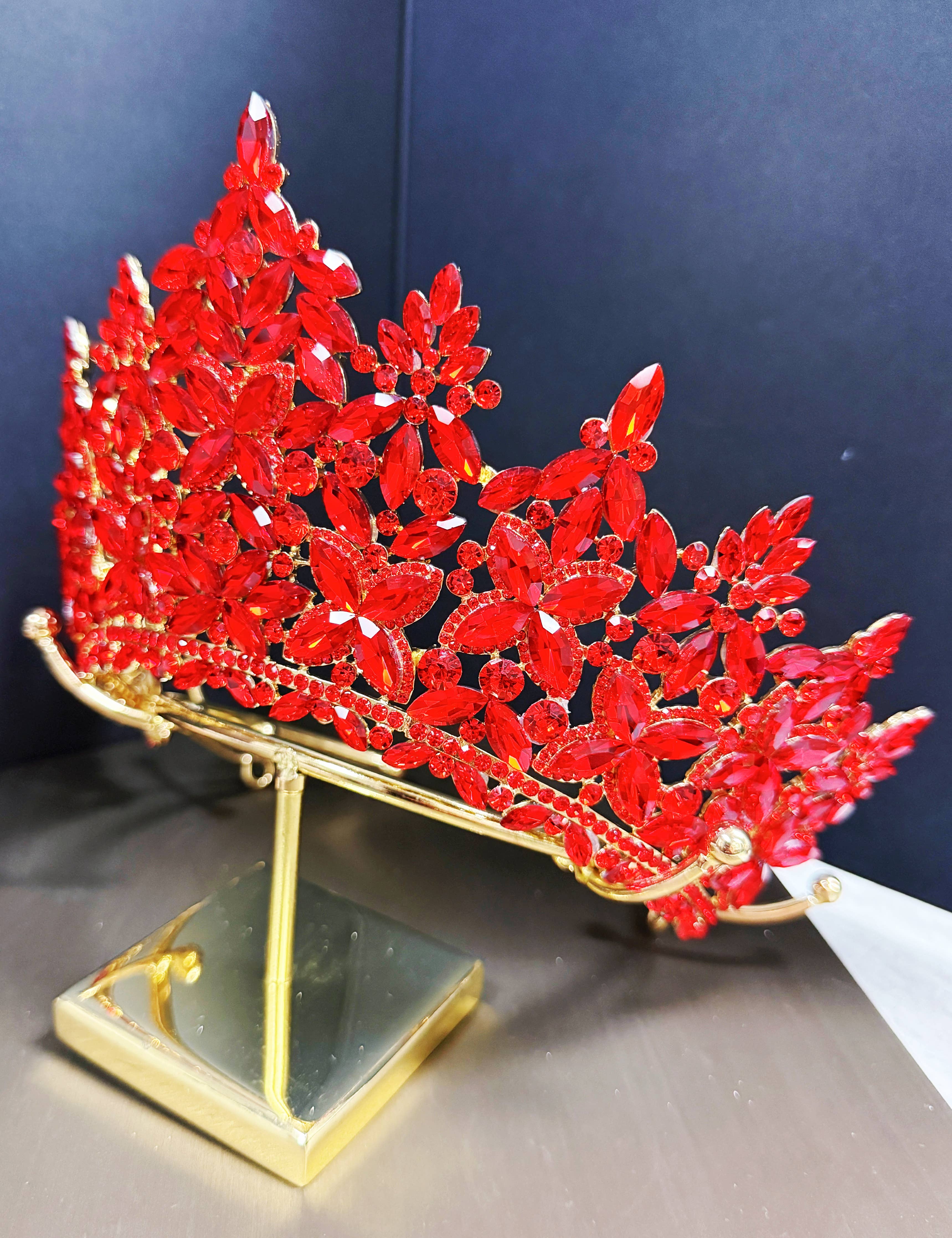 Red Crystal Crown - CR148
