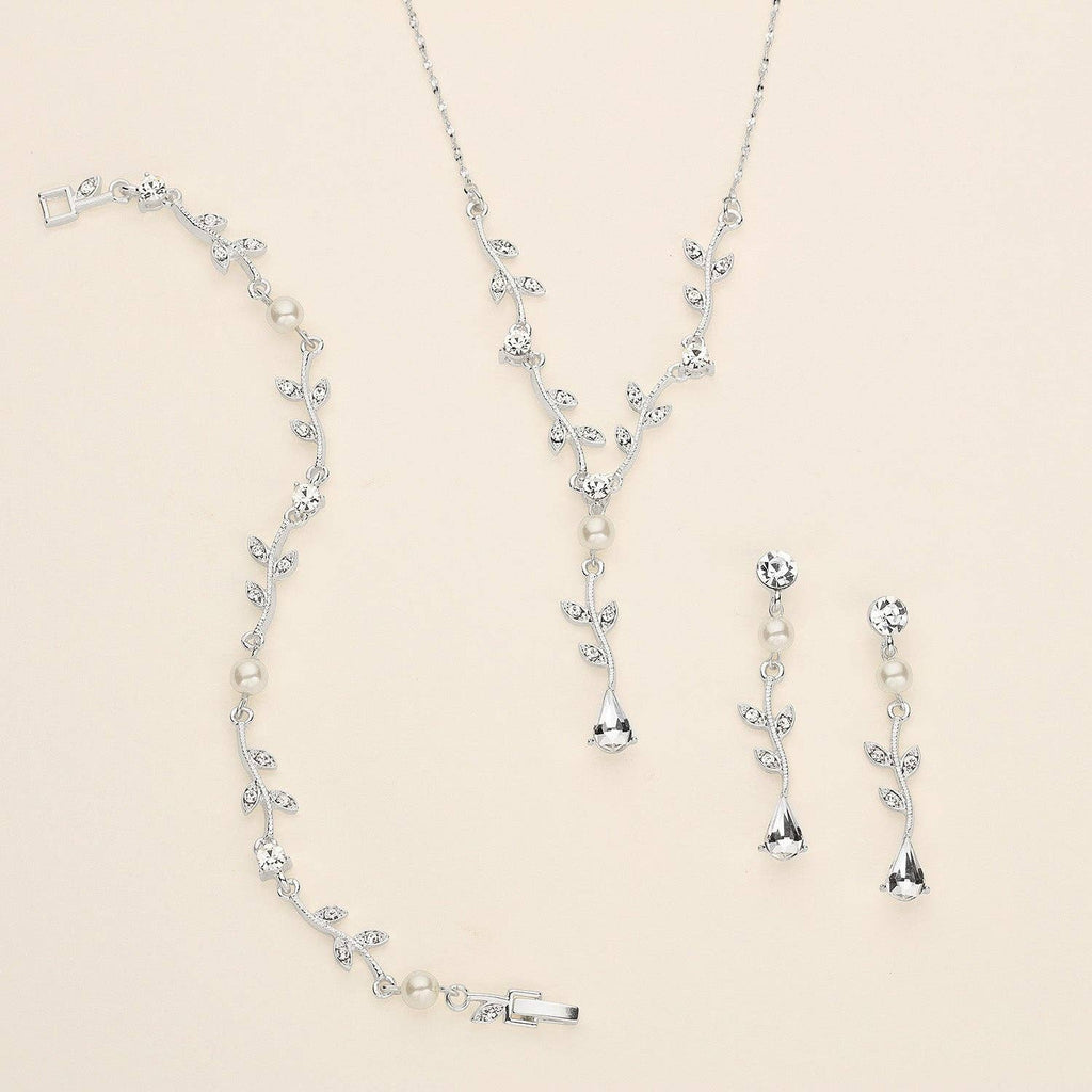 Carla Vine Pearl Jewelry Set