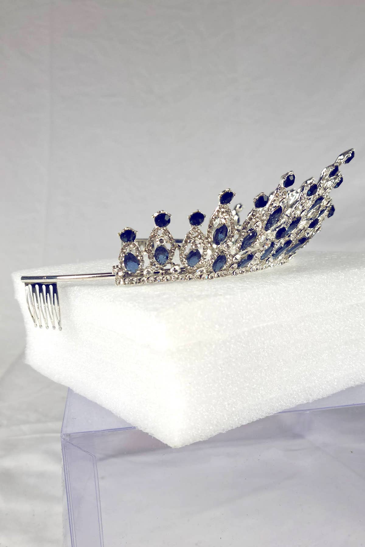 CR 158 HT974 Tiara with navy blue jewel rhinestones