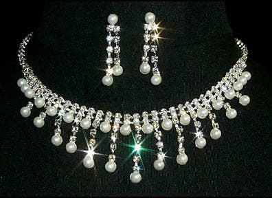 Fine Pearl and Rhinestone Graduated Neck and Earring Set