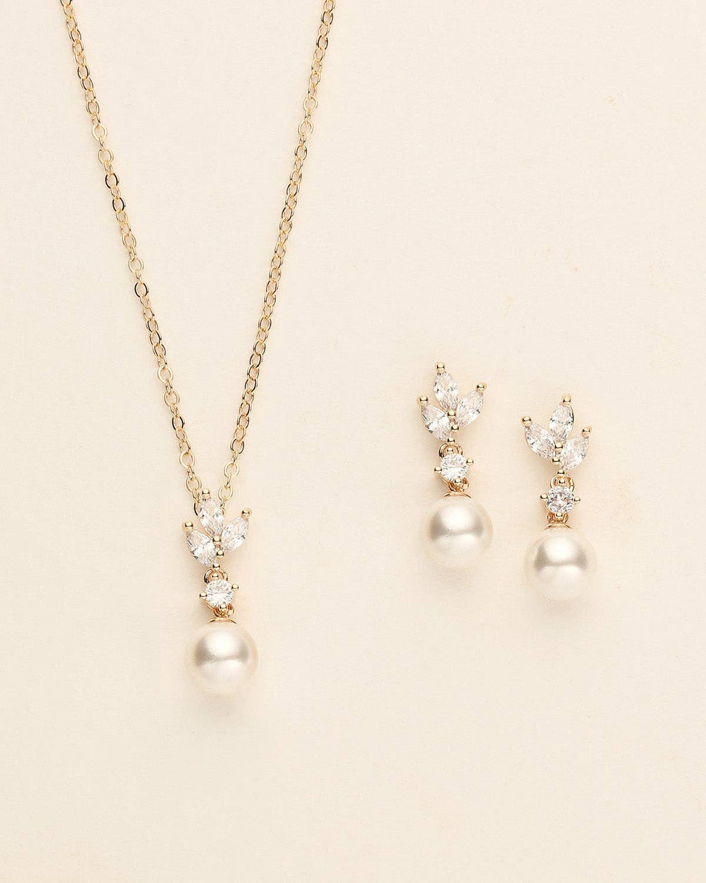 Eve Earrings and Necklace Set