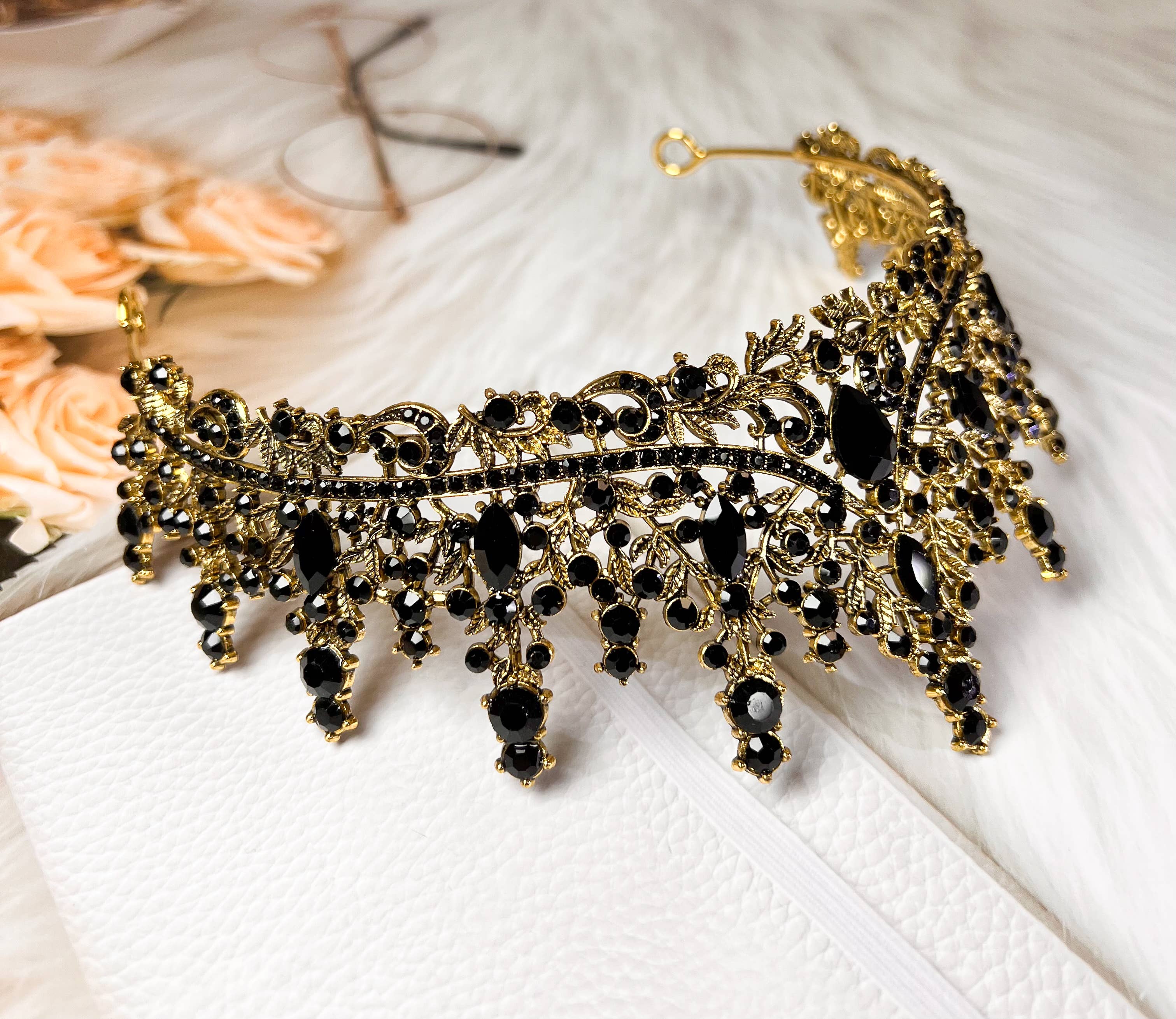 Black Tiara Crown - CR150